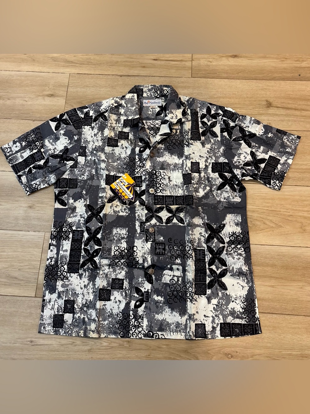 NWT NOS Duke Kahanamoku Vintage Hawaiian Shirt 60's Aloha Festive Batik Kahala M